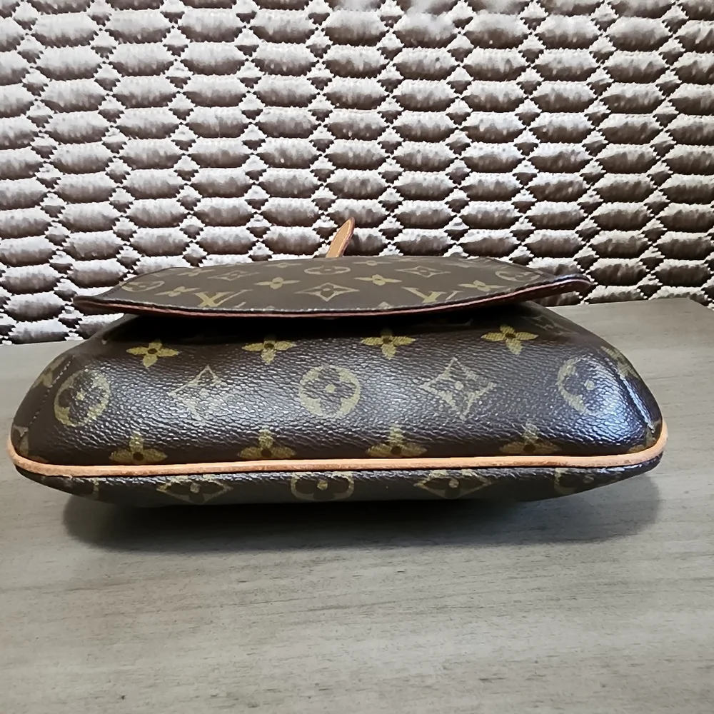 Louis Vuitton AUTHENTIC vintage MUSETTE SALSA PM Crossbody Bag